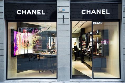 vendita tessuti chanel firenze|Boutique CHANEL firenze .